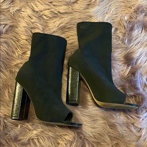 Open toe bootie